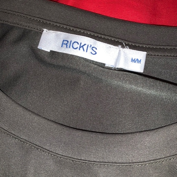 Green short dress - Picture 2 of 2